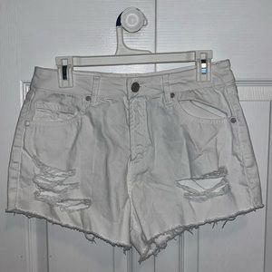 Refuge white jean shorts